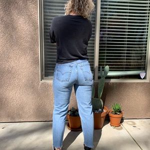 Vintage Levi’s skinny high rise!